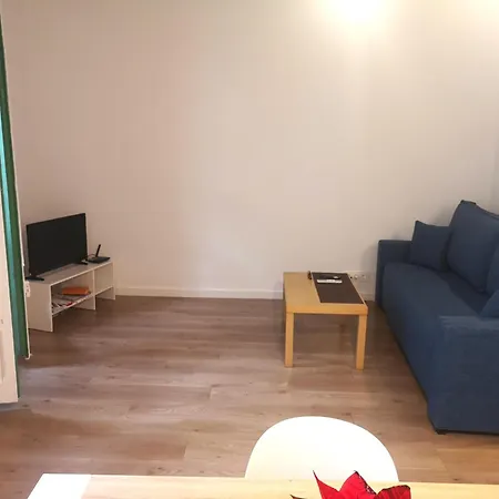 Aparteasy Mid-term Only For Vacations Stays, Borrell Appartement *